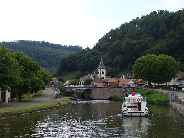 Anfahrt auf Lutzelbourg Anfahrt auf Lutzelbourg